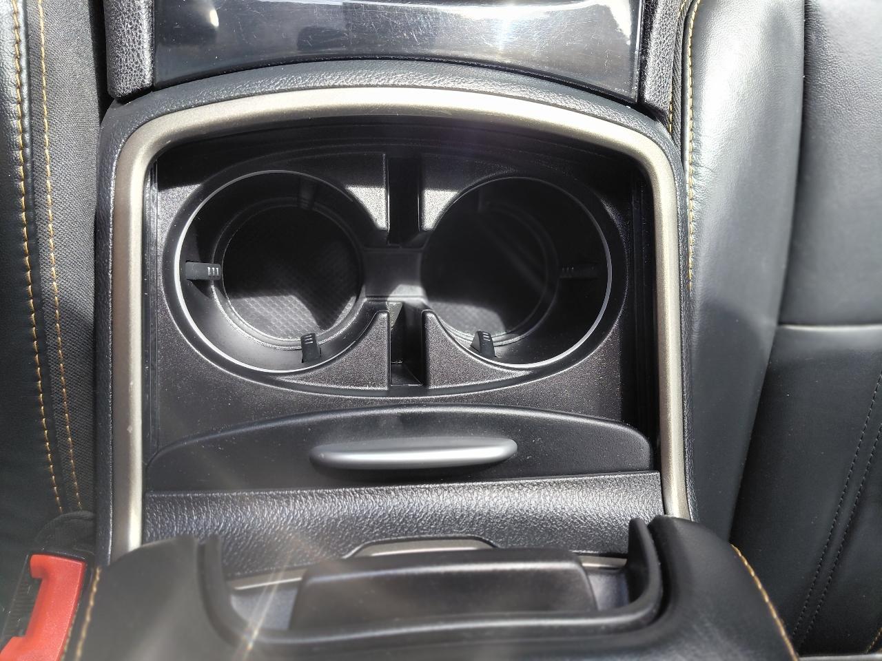 Chrysler 300 4dr Sdn 300S Alloy Edition RWD 2016