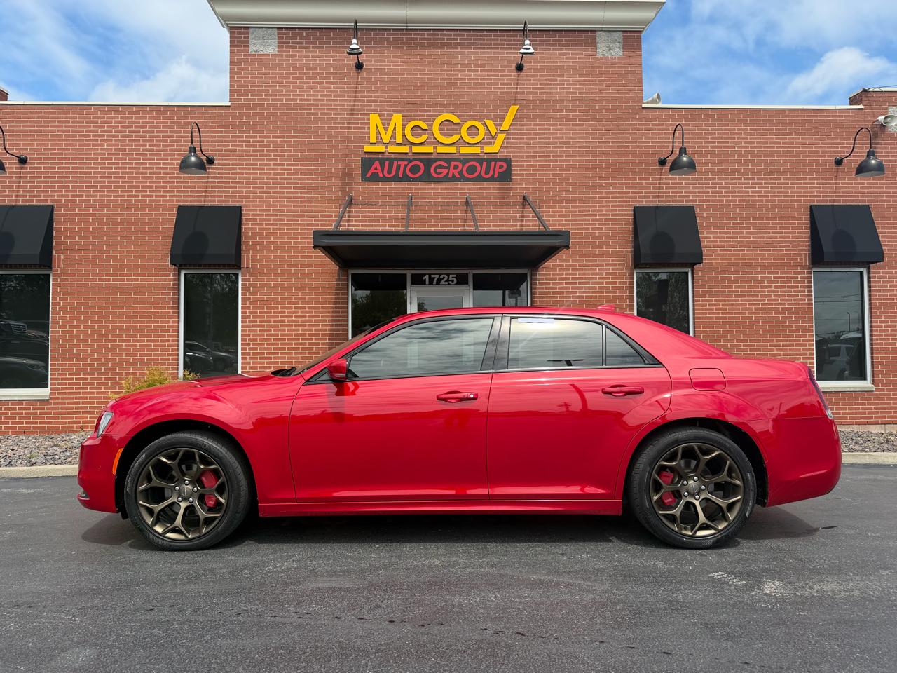 Chrysler 300 4dr Sdn 300S Alloy Edition RWD 2016