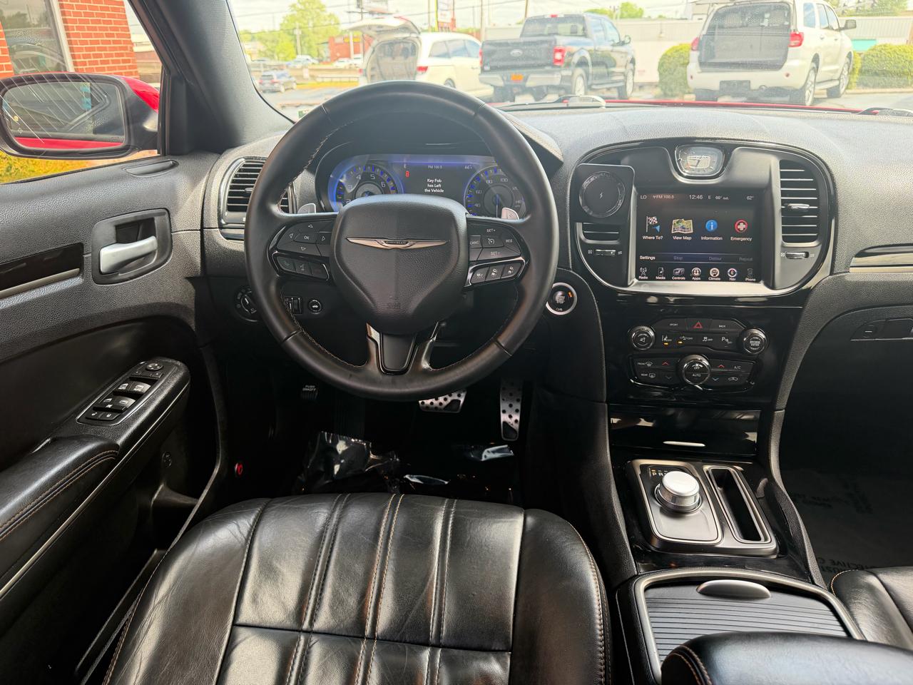 Chrysler 300 4dr Sdn 300S Alloy Edition RWD 2016