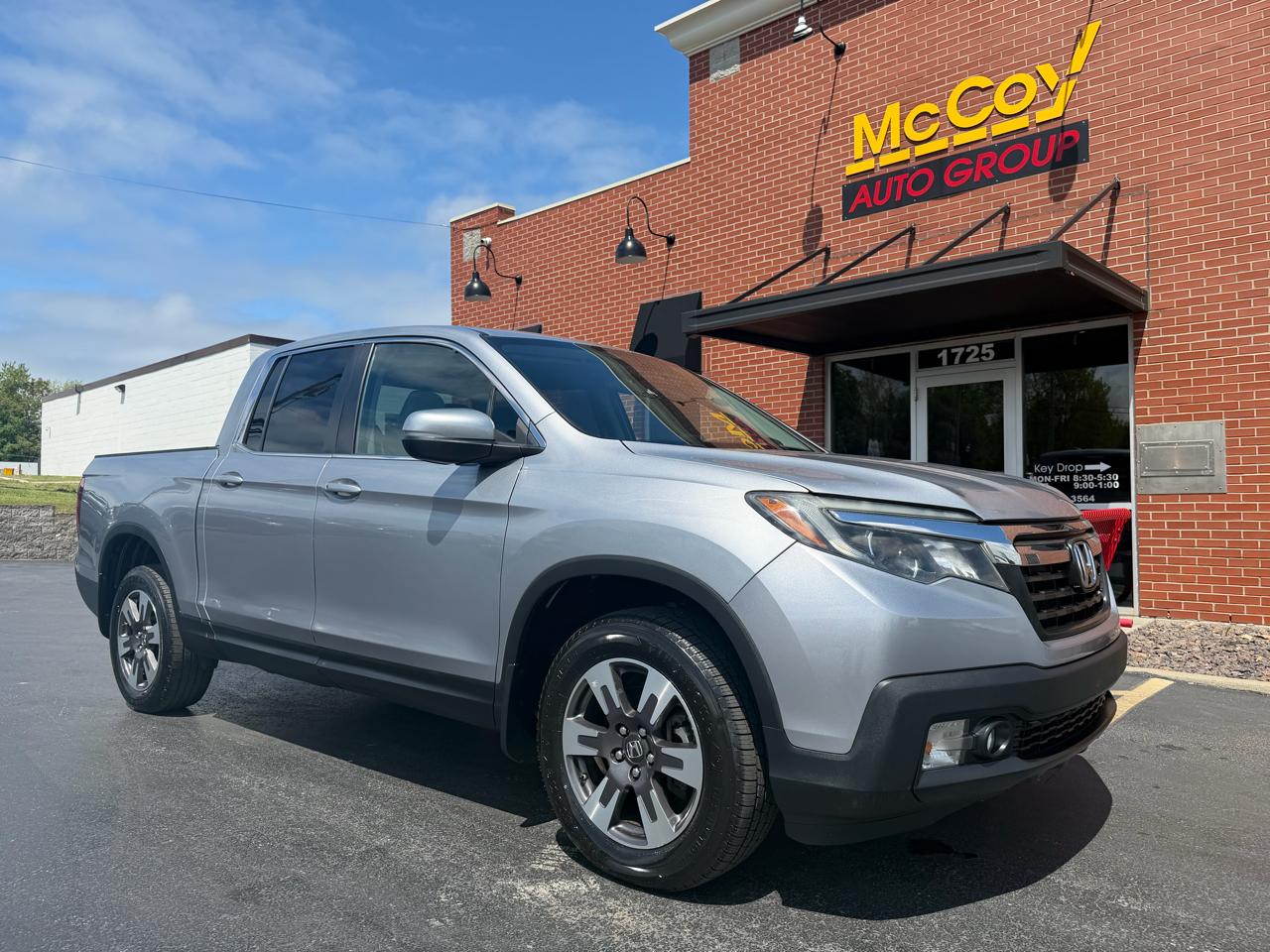 Honda Ridgeline 4WD Crew Cab RTL w/Leather 2017