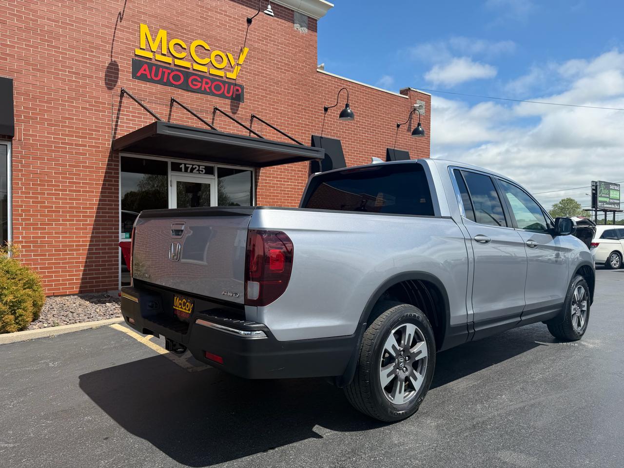 Honda Ridgeline 4WD Crew Cab RTL w/Leather 2017