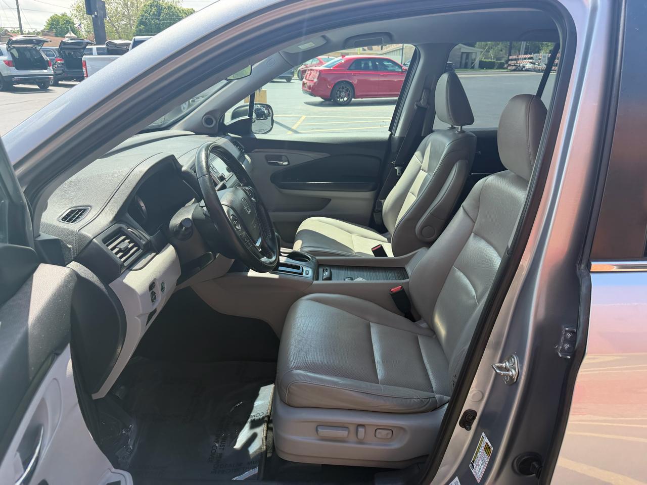 Honda Ridgeline 4WD Crew Cab RTL w/Leather 2017