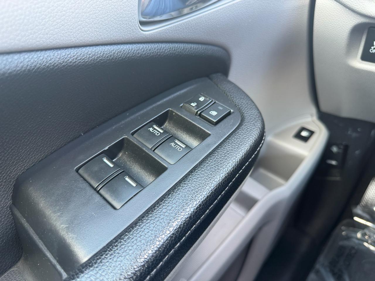 Honda Ridgeline 4WD Crew Cab RTL w/Leather 2017