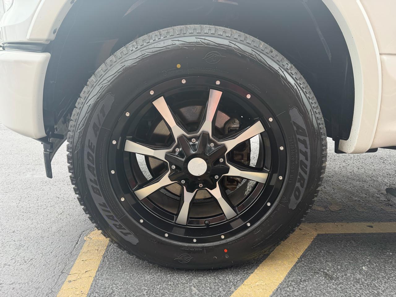 Ford F-150 Platinum SuperCrew 4WD 2017