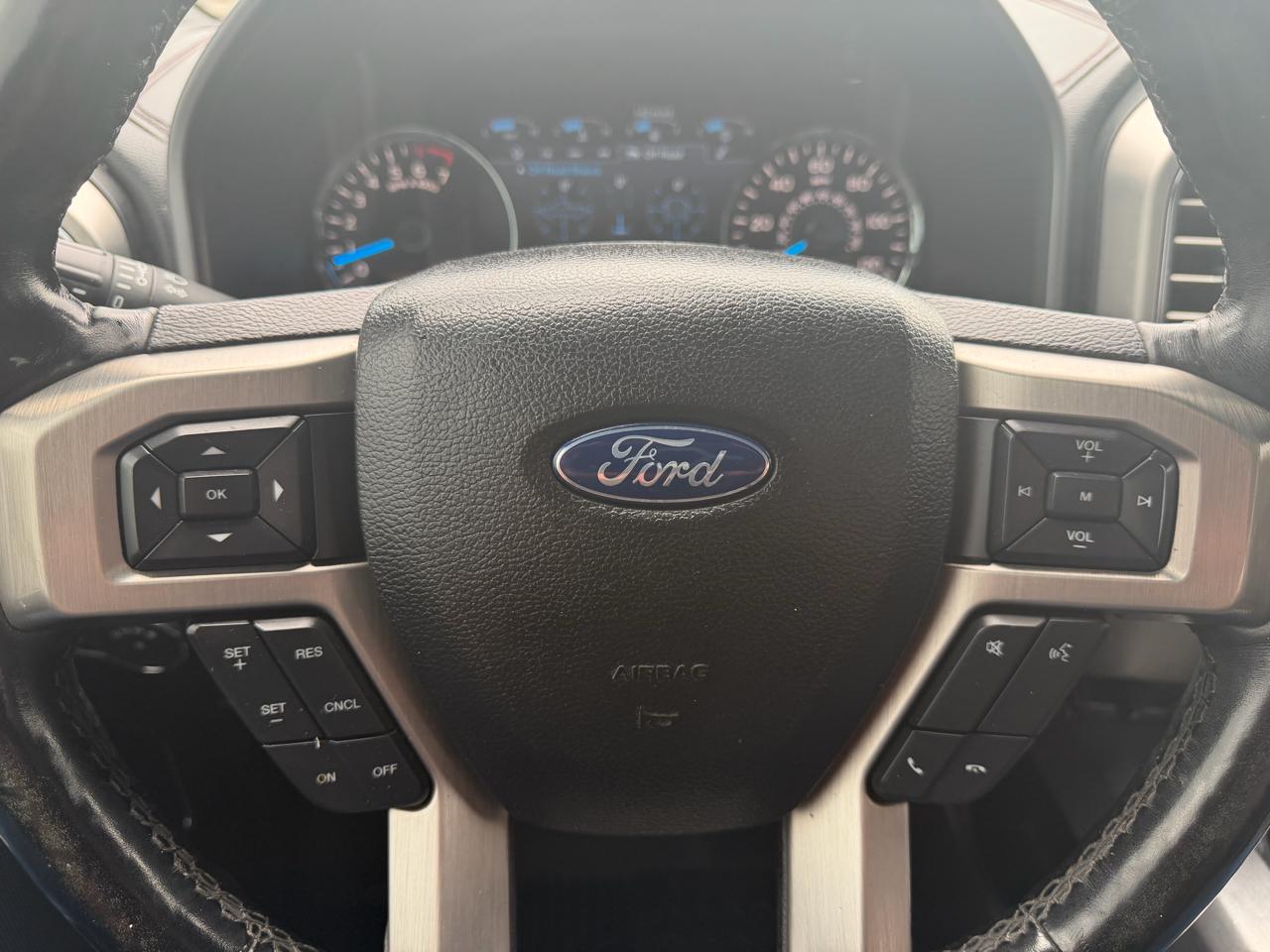 Ford F-150 Platinum SuperCrew 4WD 2017