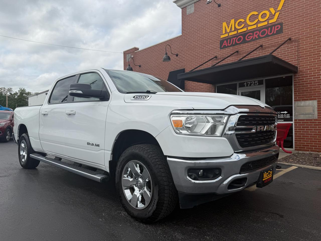 RAM 1500 Big Horn 4x4 Crew Cab 6'4" Box 2022