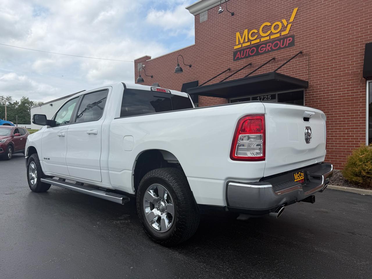 RAM 1500 Big Horn 4x4 Crew Cab 6'4" Box 2022