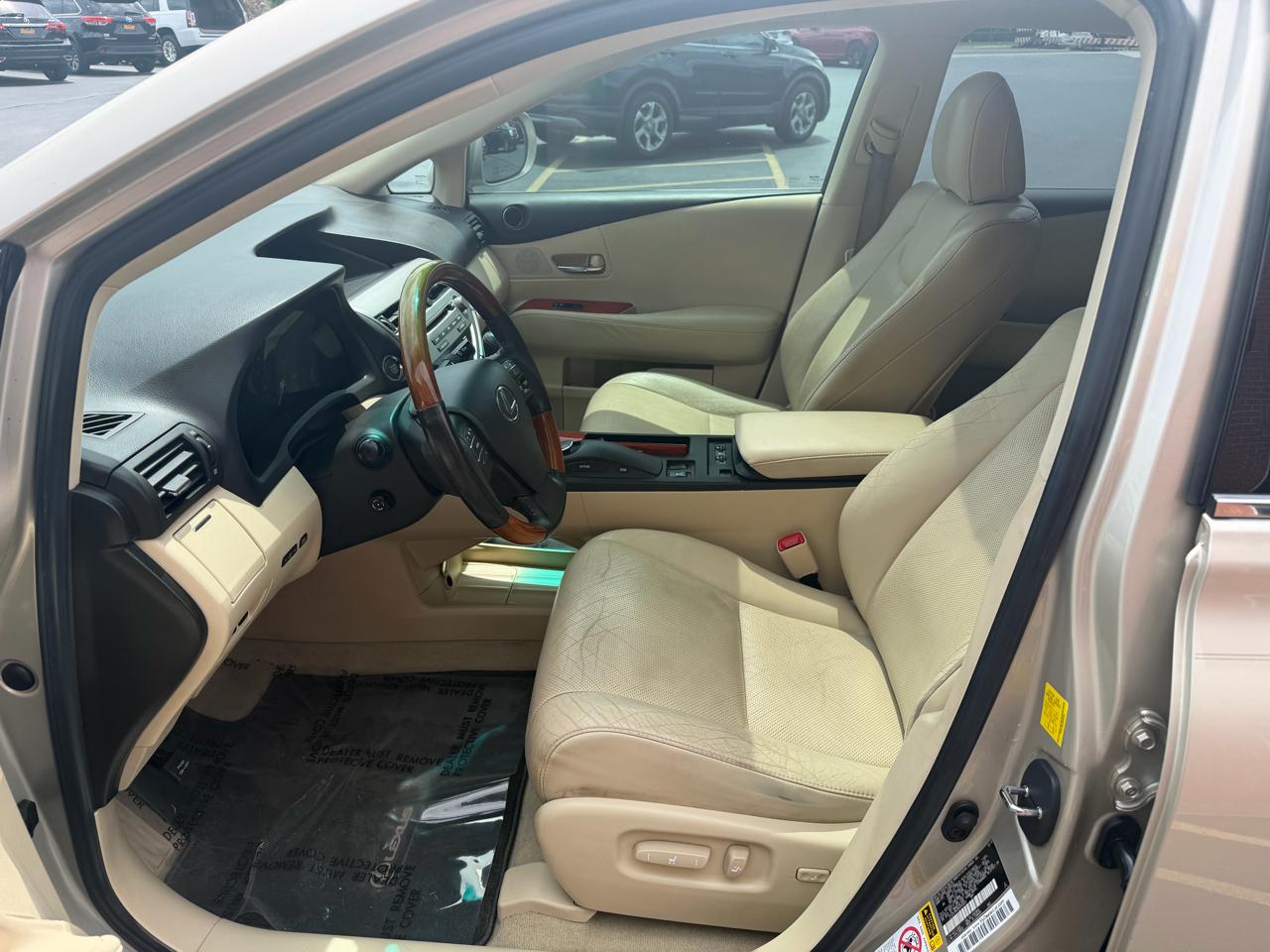 Lexus RX 350 FWD 4dr 2011