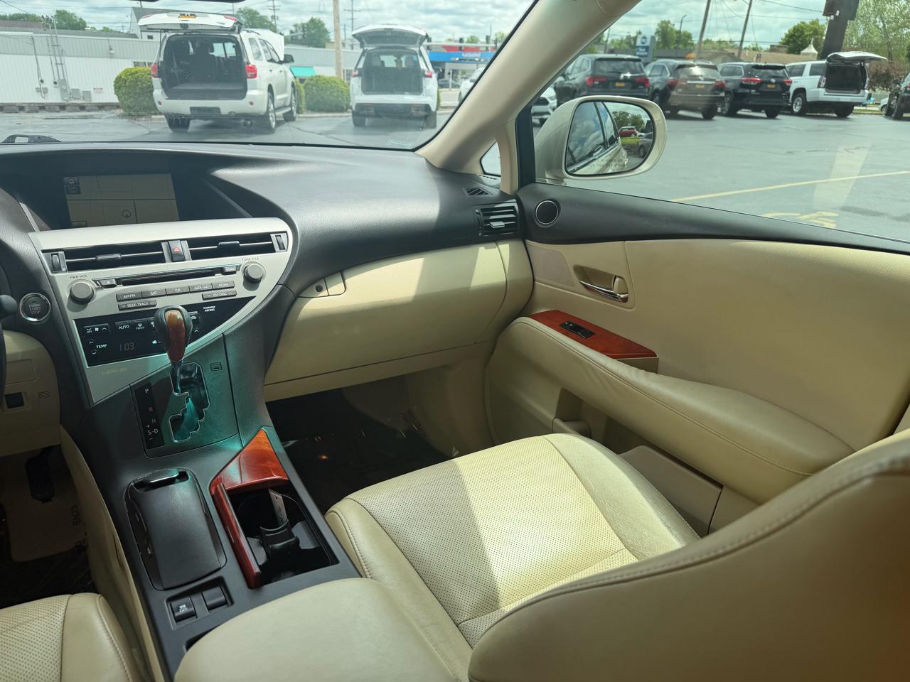 Lexus RX 350 FWD 4dr 2011