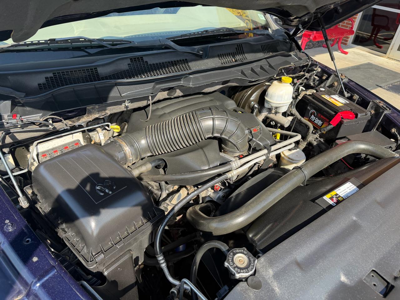 RAM 1500 4WD Crew Cab 140.5" Lone Star 2012