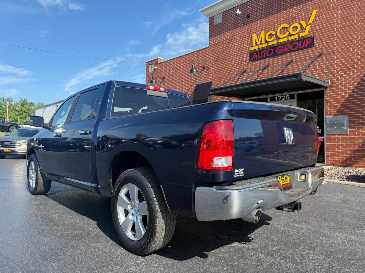 RAM 1500 4WD Crew Cab 140.5" Lone Star 2012