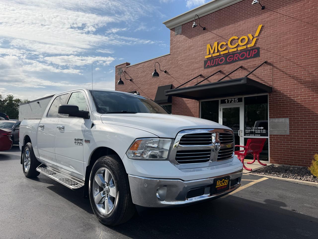 RAM 1500 Big Horn Crew Cab 4WD 2017