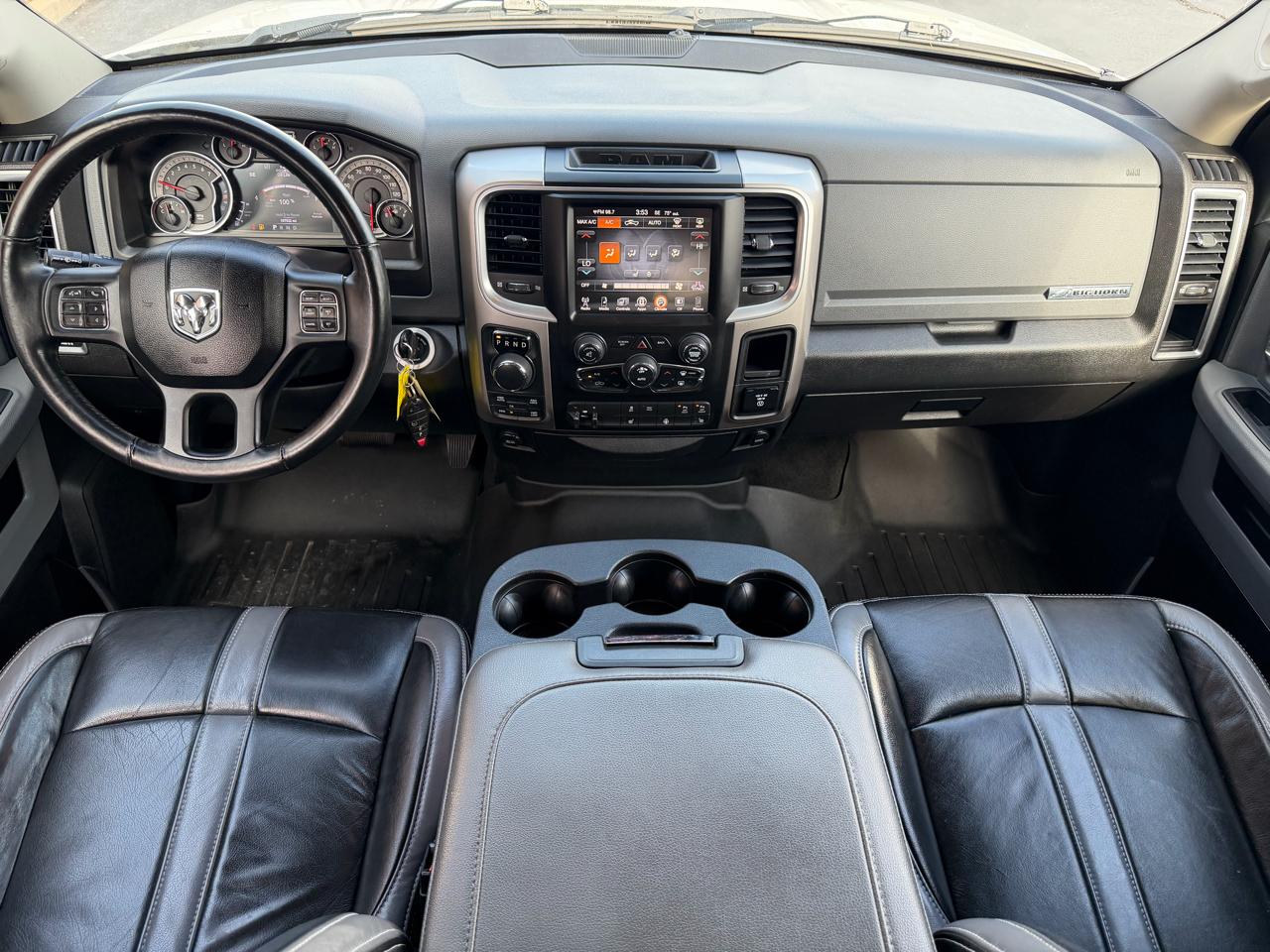 RAM 1500 Big Horn Crew Cab 4WD 2017