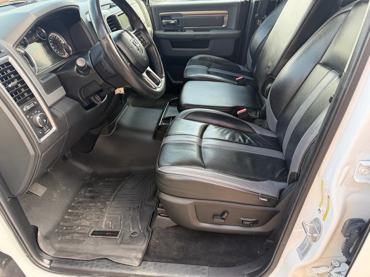 RAM 1500 Big Horn Crew Cab 4WD 2017