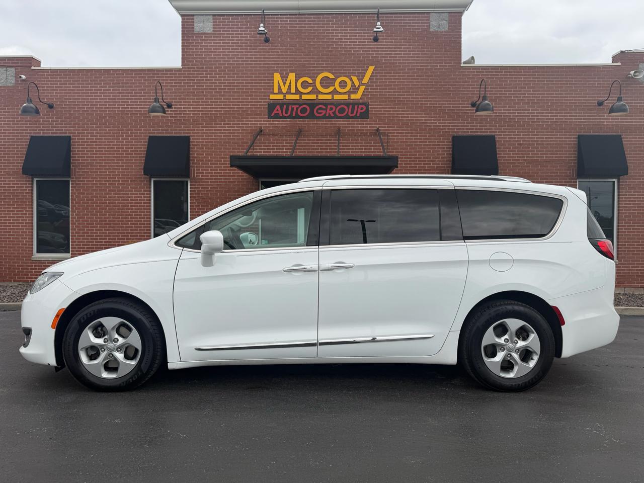 Chrysler Pacifica Touring-L Plus FWD 2017