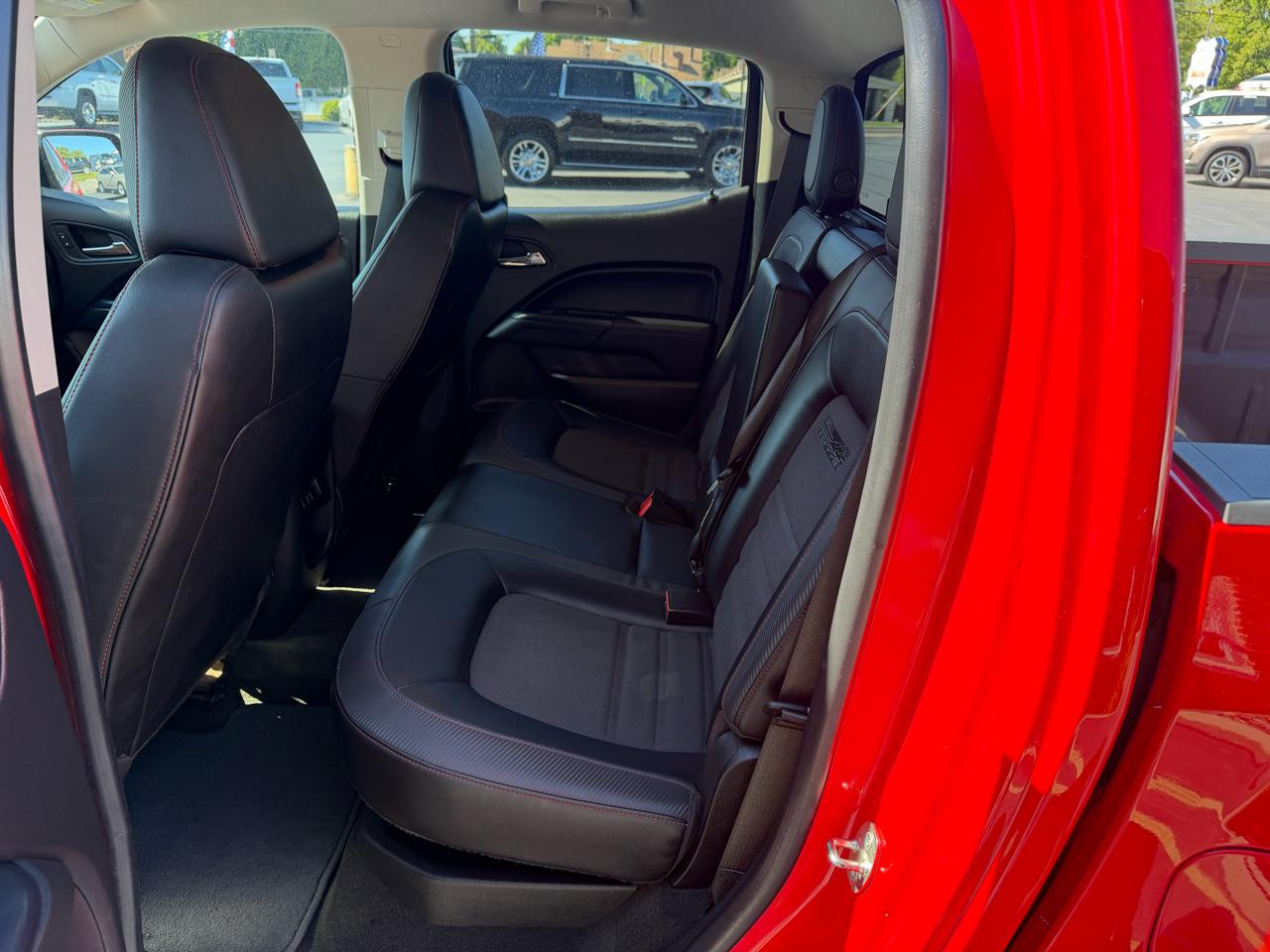 GMC Canyon SLE Crew Cab 4WD 2016