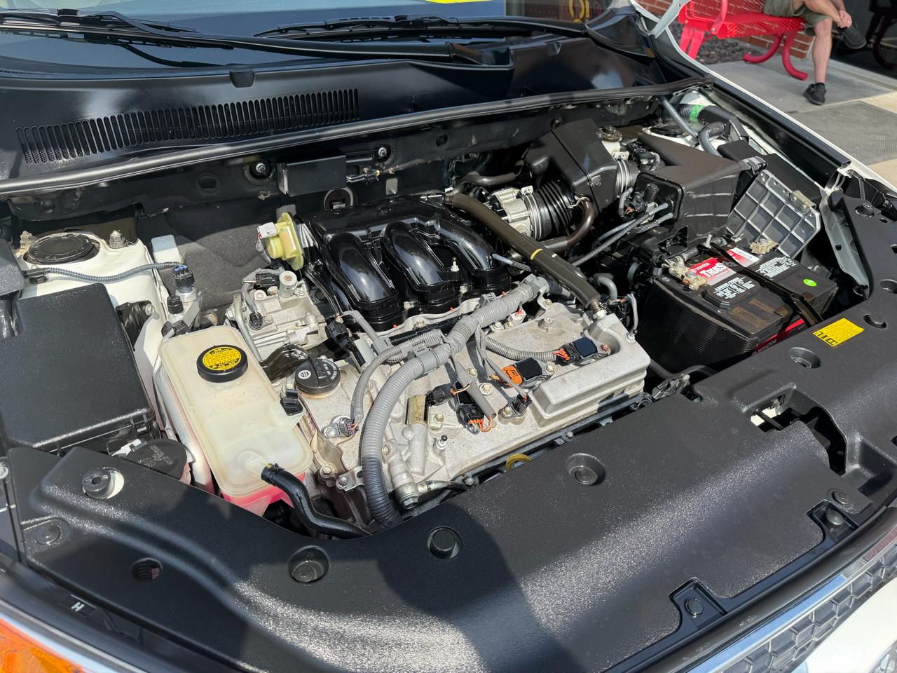 Toyota RAV4 Limited V6 4WD 2012