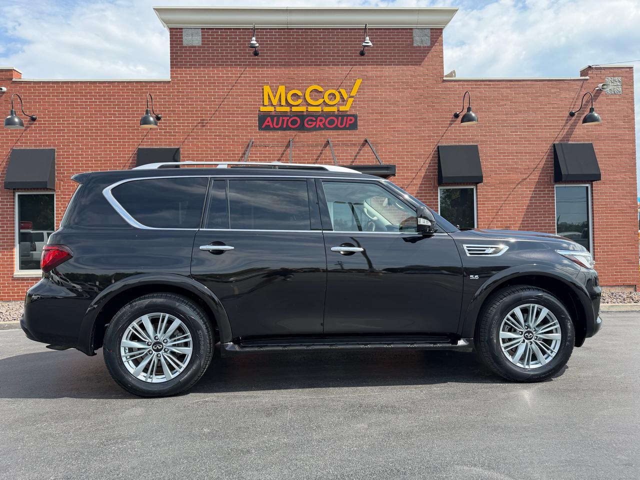 Infiniti QX80 LUXE AWD 2019