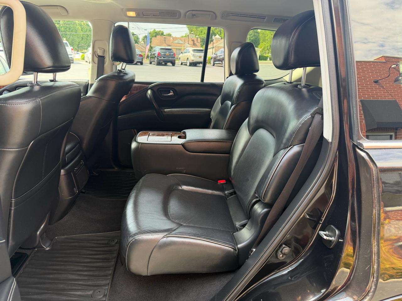 Infiniti QX80 LUXE AWD 2019