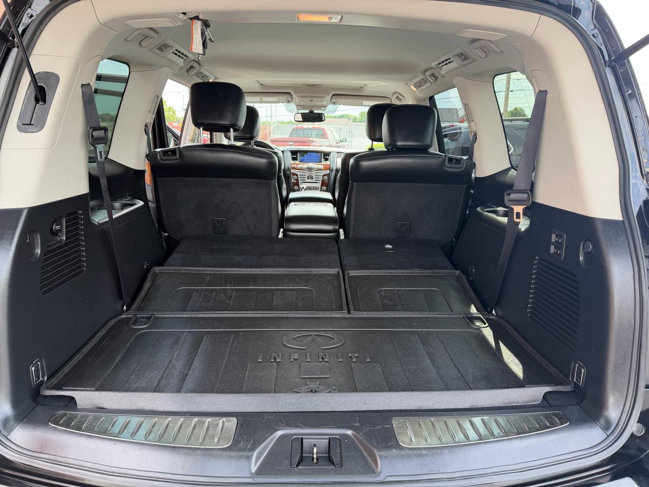 Infiniti QX80 LUXE AWD 2019