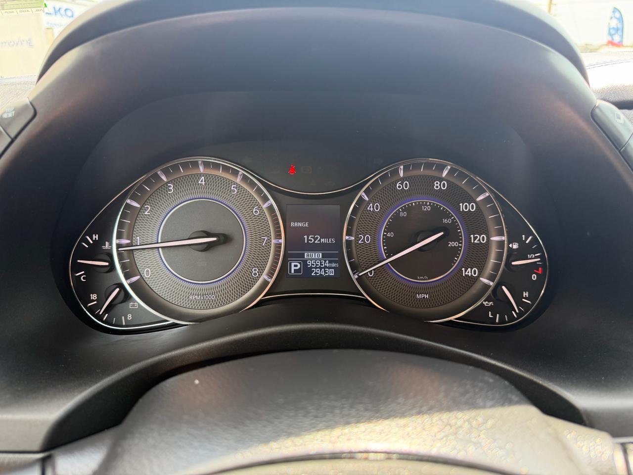 Infiniti QX80 LUXE AWD 2019