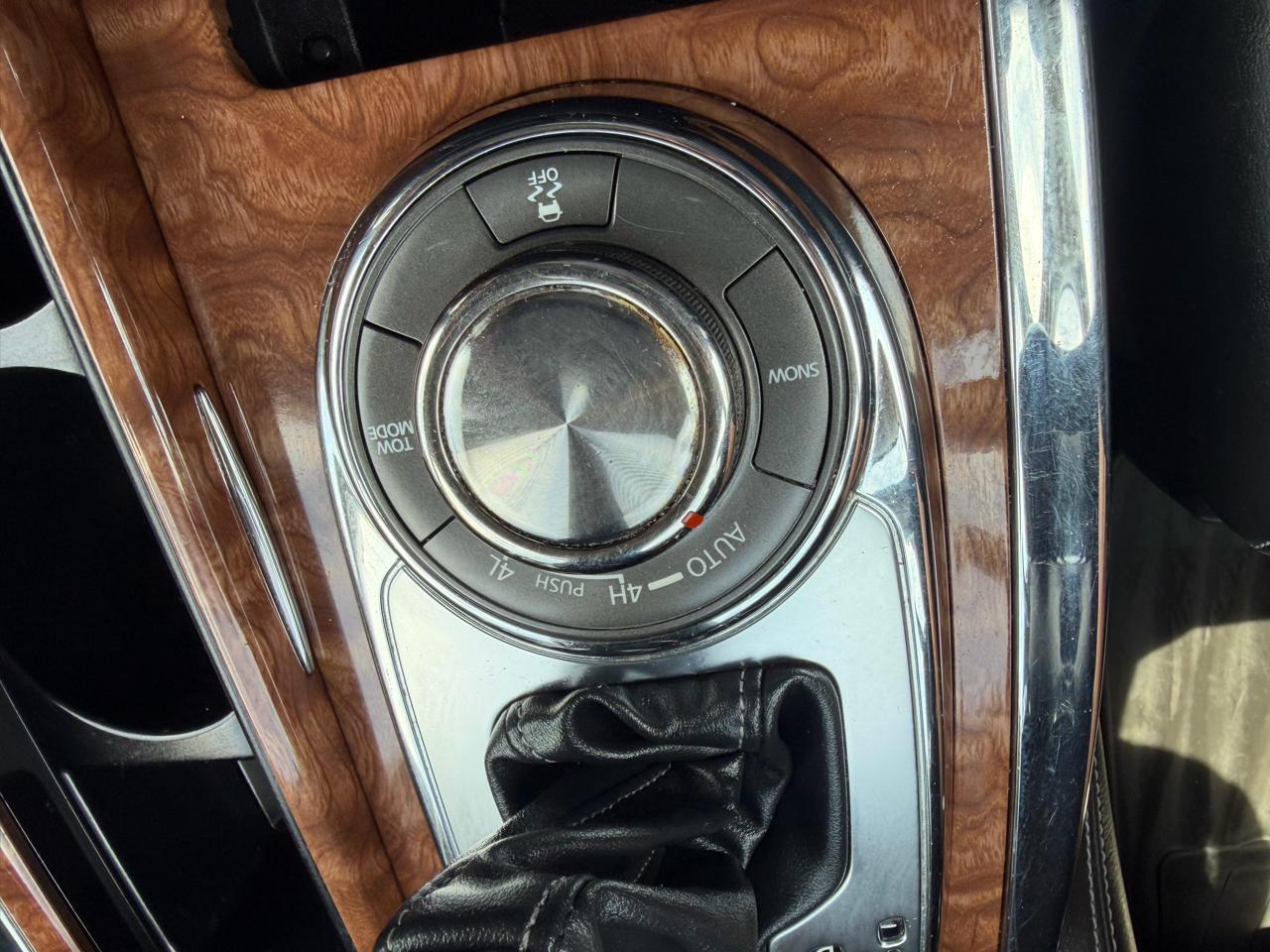 Infiniti QX80 LUXE AWD 2019