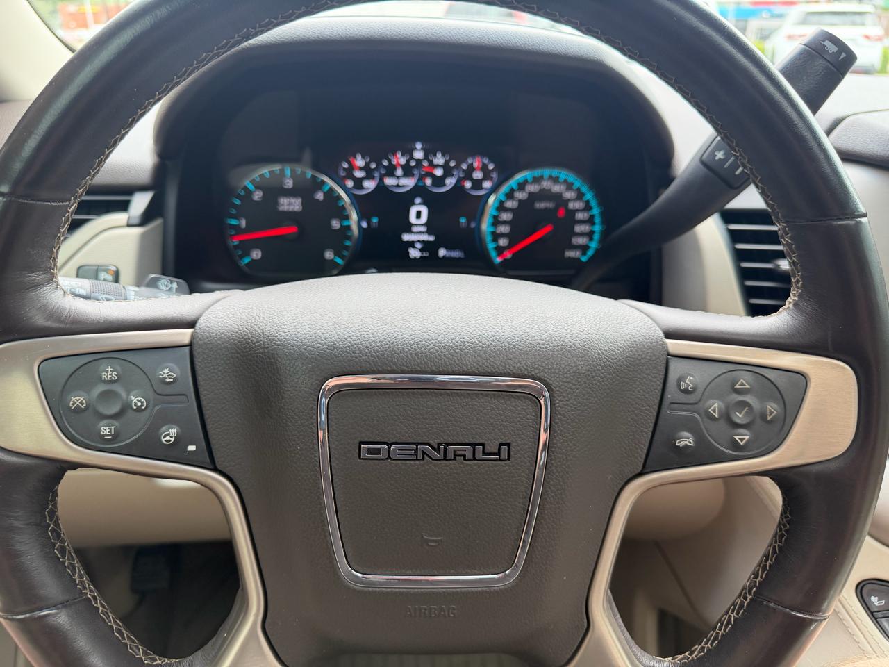 GMC Yukon 4WD 4dr Denali 2017