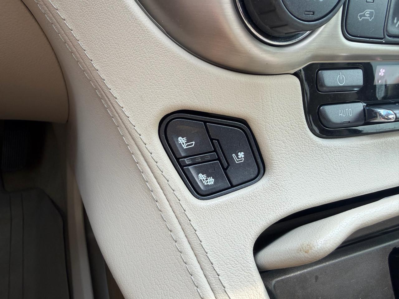 GMC Yukon 4WD 4dr Denali 2017
