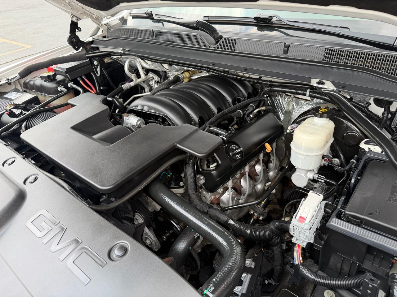 GMC Yukon 4WD 4dr Denali 2017