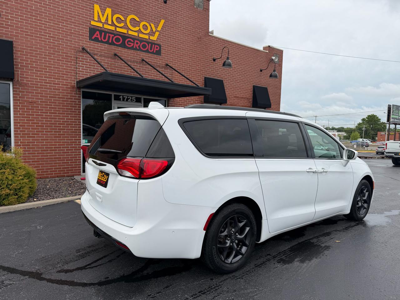 Chrysler Pacifica Touring L Plus FWD 2019