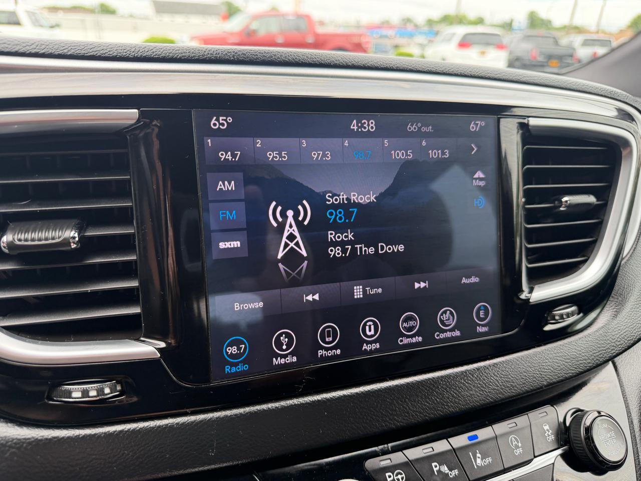 Chrysler Pacifica Touring L Plus FWD 2019