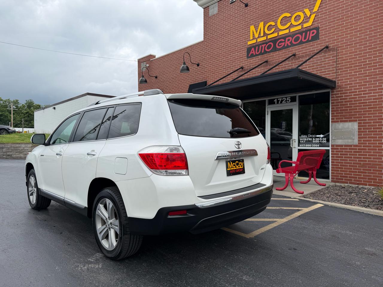Toyota Highlander 4WD 4dr V6 Limited (Natl) 2012