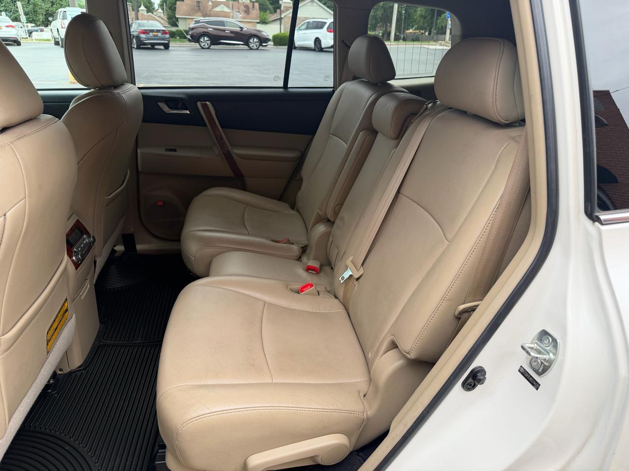 Toyota Highlander 4WD 4dr V6 Limited (Natl) 2012
