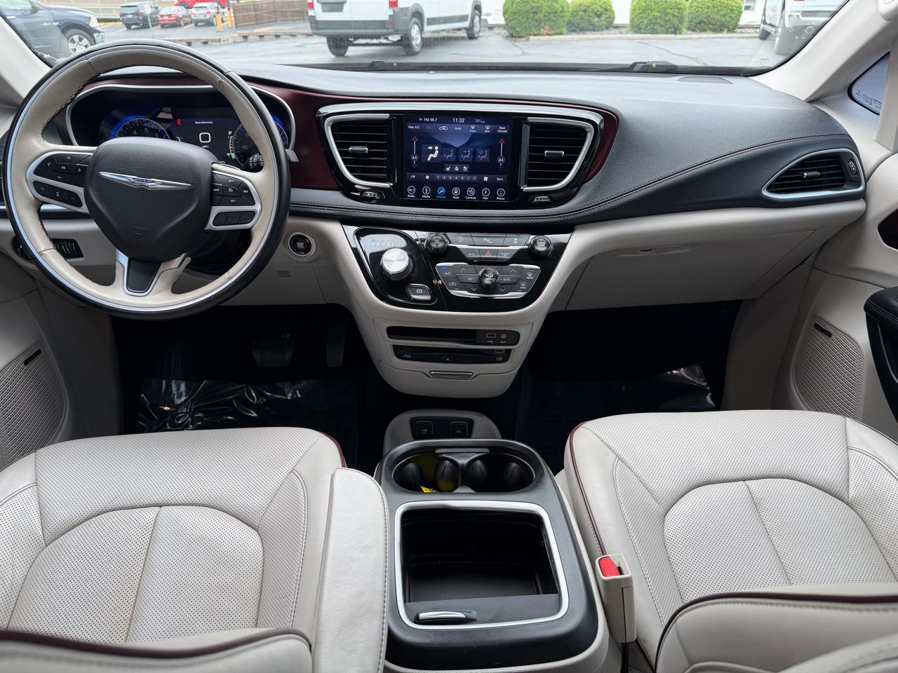 Chrysler Pacifica Limited FWD 2018