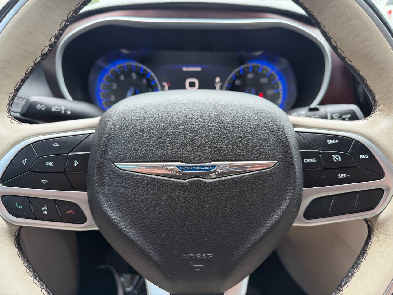 Chrysler Pacifica Limited FWD 2018