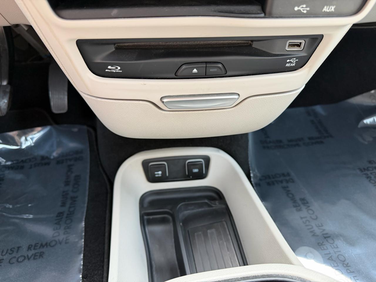 Chrysler Pacifica Limited FWD 2018