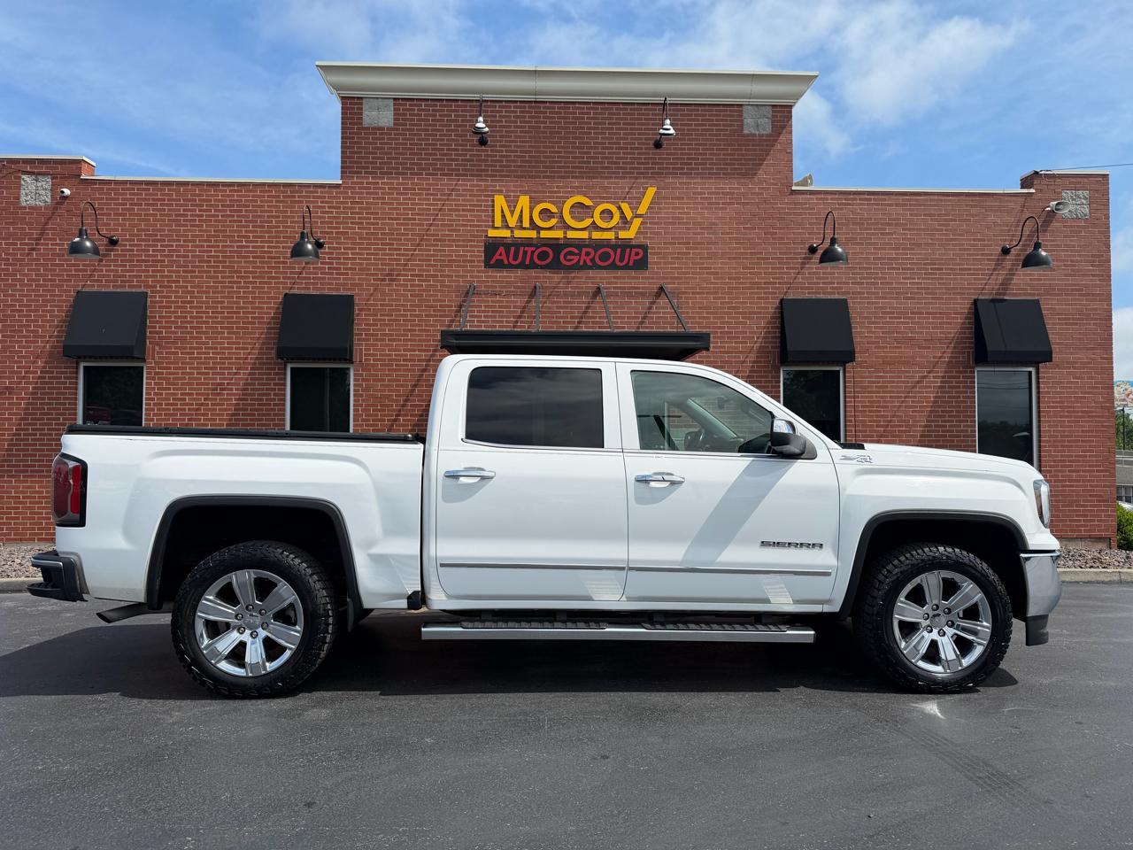 GMC Sierra 1500 SLT Crew Cab 4WD 2018