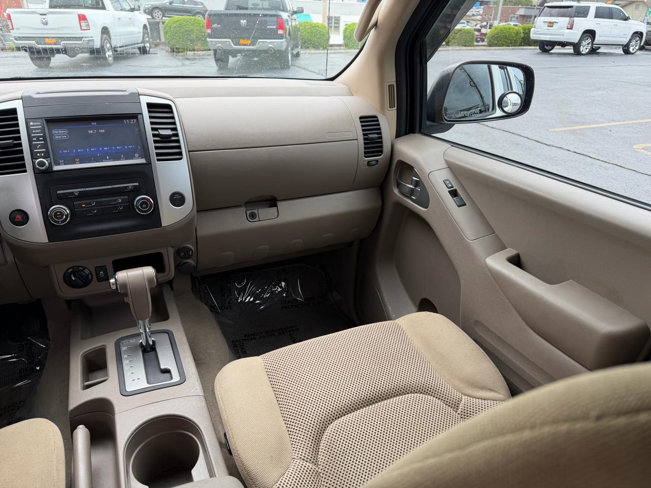 Nissan Frontier Crew Cab 4x4 SV Auto 2019