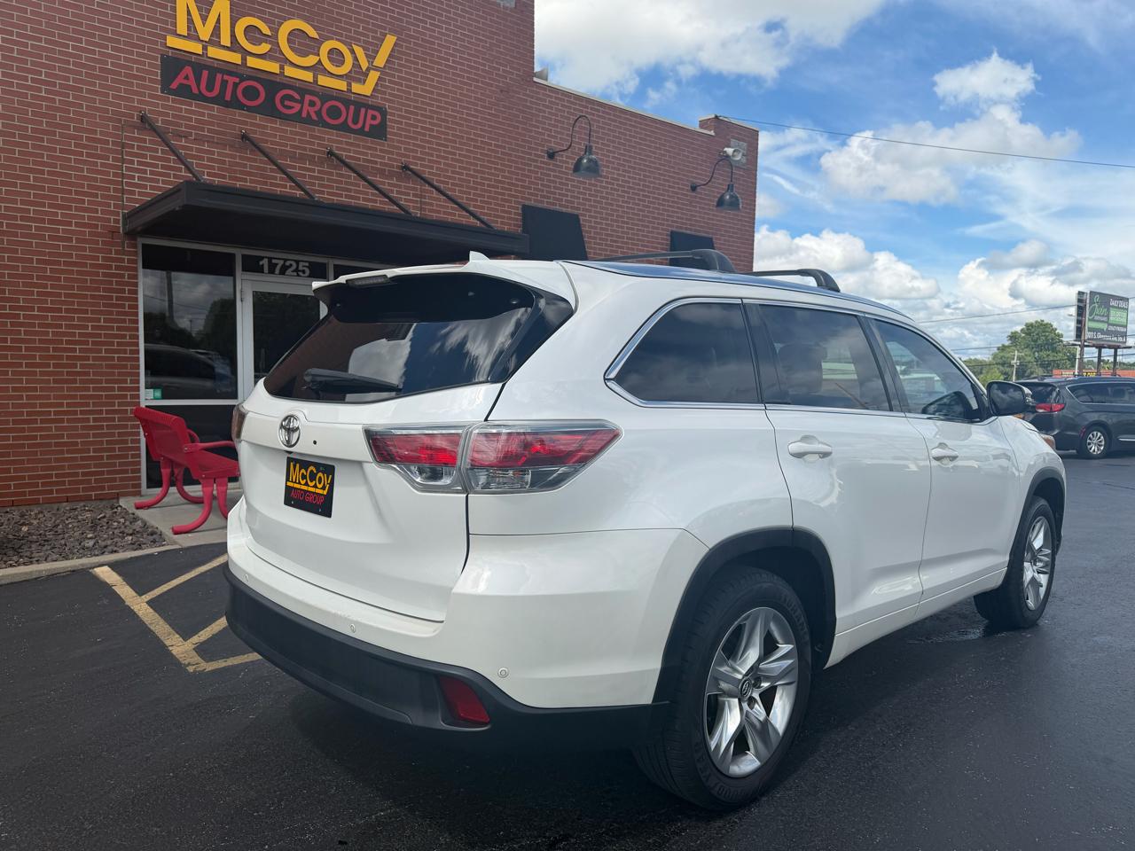 Toyota Highlander Limited FWD V6 2016