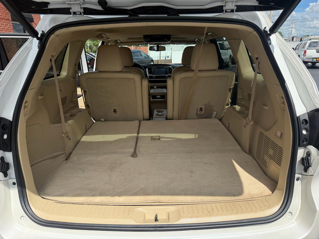 Toyota Highlander Limited FWD V6 2016