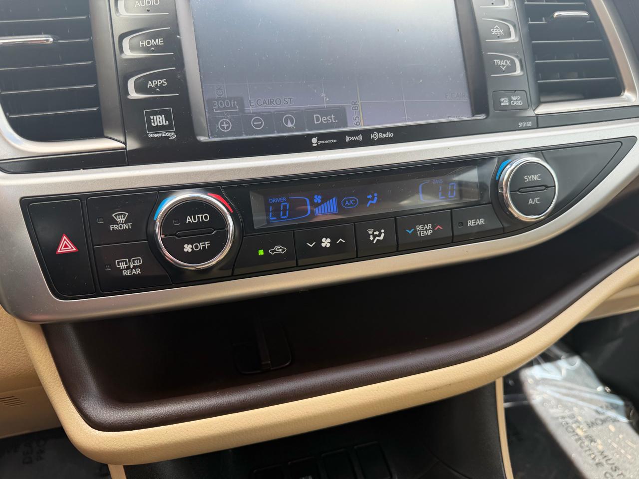 Toyota Highlander Limited FWD V6 2016