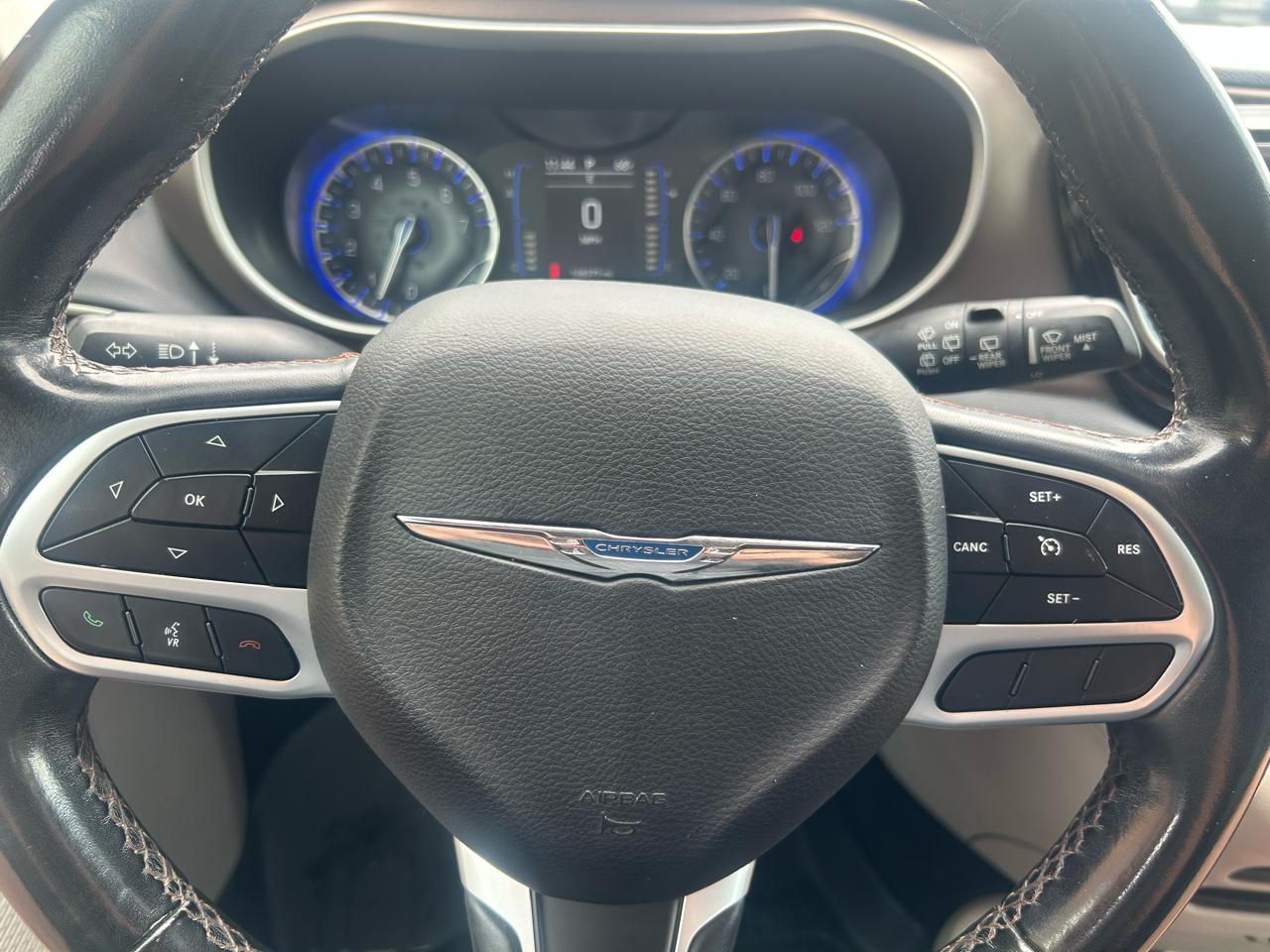 Chrysler Pacifica Touring L FWD 2018