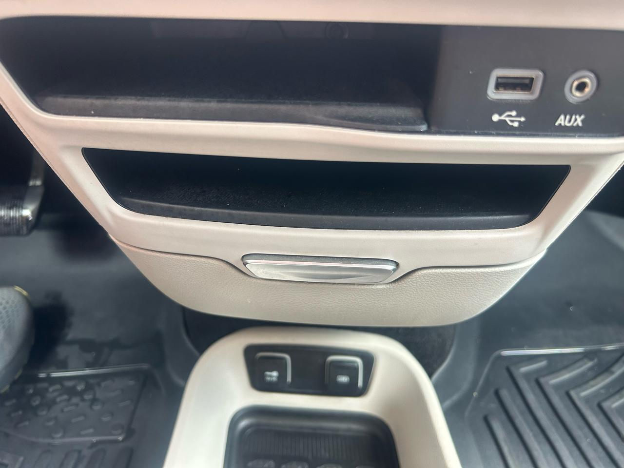 Chrysler Pacifica Touring L FWD 2018