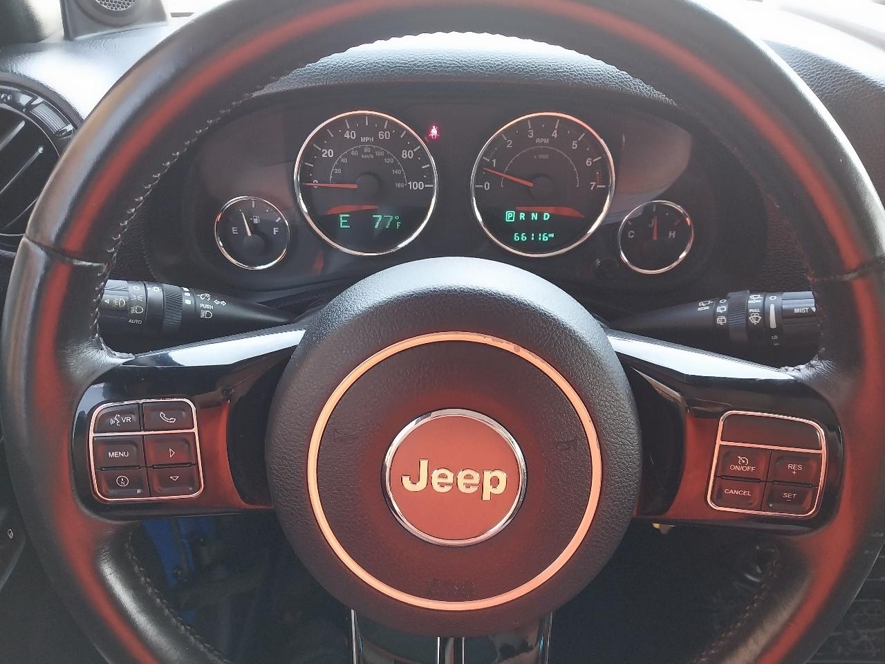 Jeep Wrangler Unlimited 4WD 4dr Altitude 2014