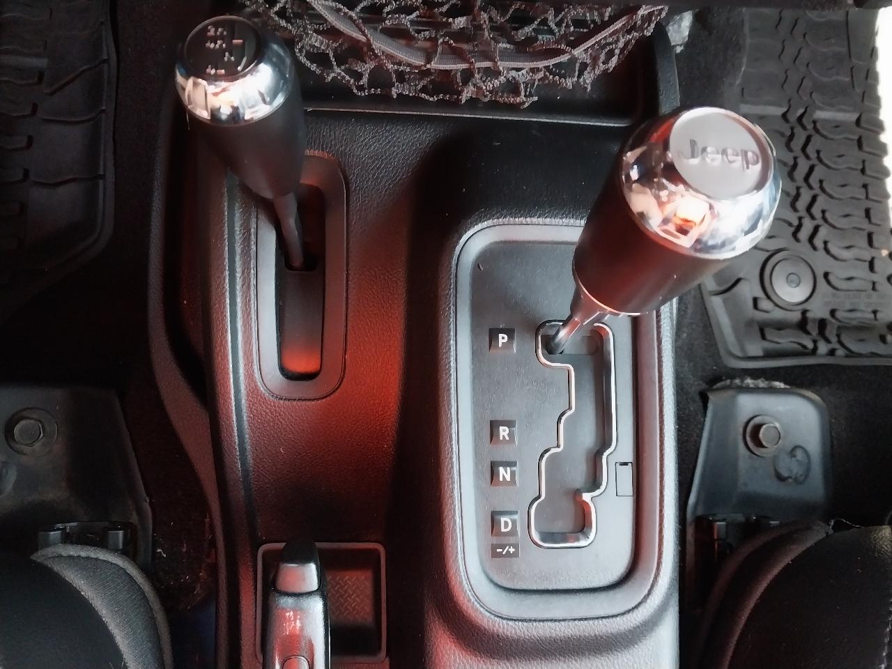 Jeep Wrangler Unlimited 4WD 4dr Altitude 2014