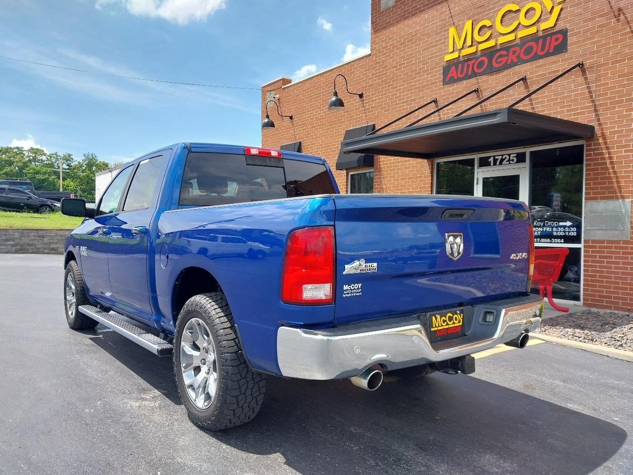 RAM 1500 4WD Crew Cab 140.5" Big Horn 2016