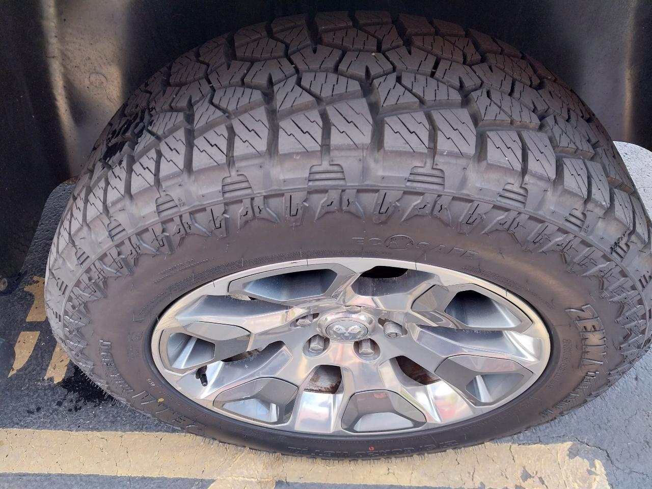 RAM 1500 4WD Crew Cab 140.5" Big Horn 2016