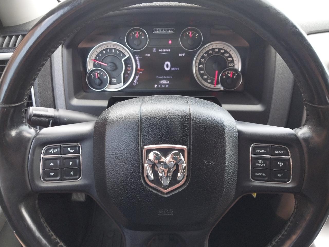 RAM 1500 4WD Crew Cab 140.5" Big Horn 2016