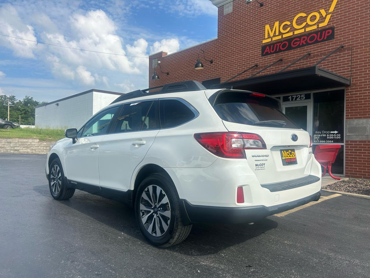 Subaru Outback 4dr Wgn 2.5i Limited 2016
