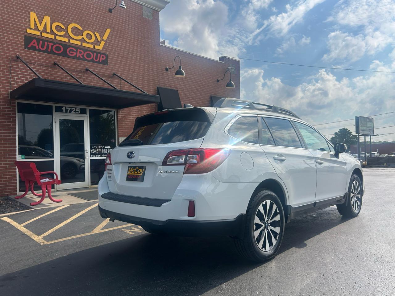 Subaru Outback 4dr Wgn 2.5i Limited 2016